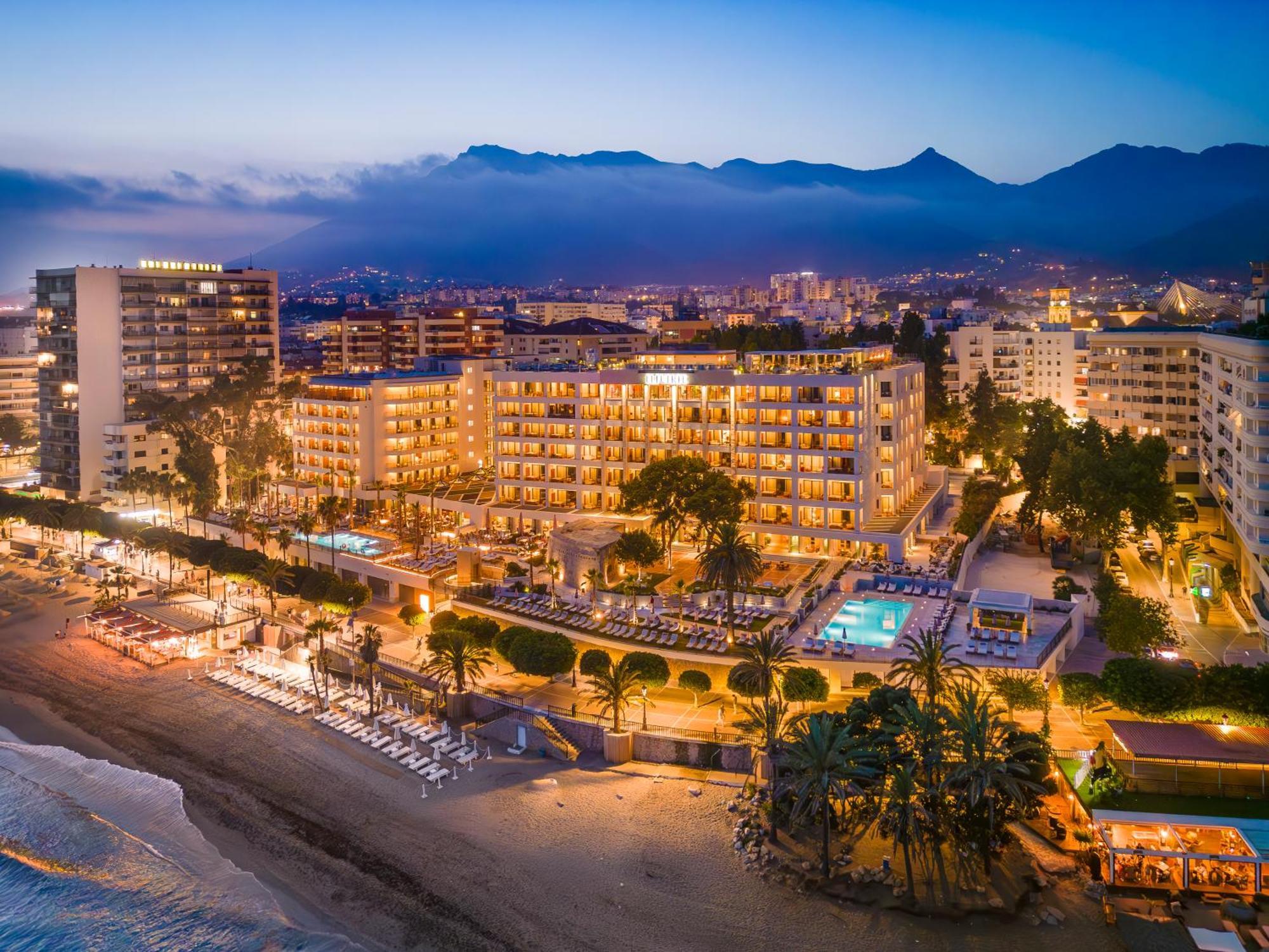 Hotel Fuerte Marbella Esterno foto